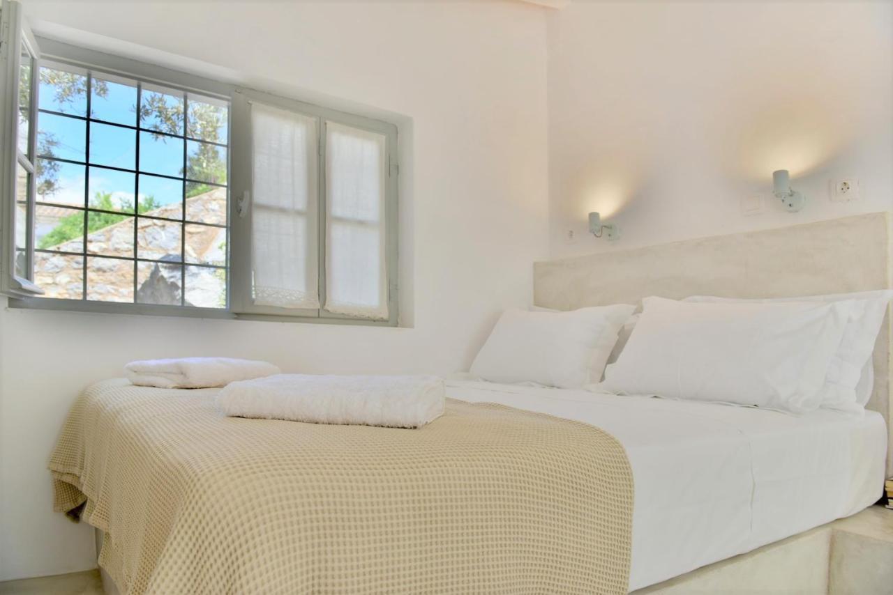 Loukia's Appartement *